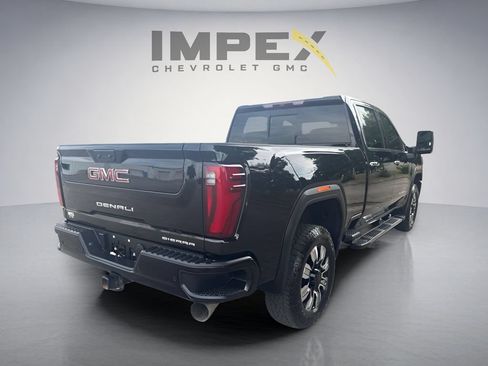 Used 2025 GMC Sierra 2500 Denali AWD/4WD image 5