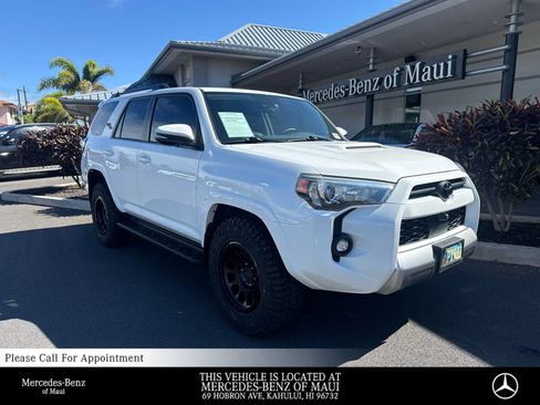 Used 2022 Toyota 4Runner TRD Off-Road Premium AWD/4WD image 1