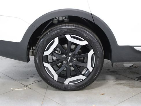 Used 2024 Kia Telluride S w/ S Sunroof Package image 13