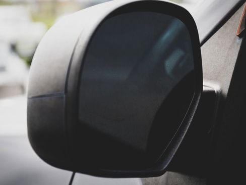 Used 2011 GMC Sierra 1500 SLE w/ Power Tech Package image 5