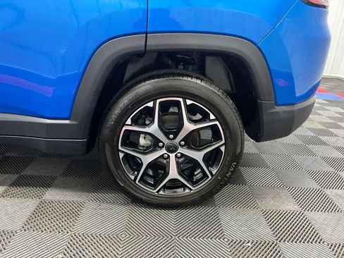 Used 2025 Jeep Compass Limited AWD/4WD image 26