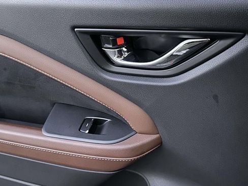 Used 2025 Subaru Forester Touring image 25