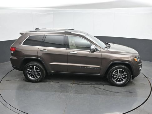 Used 2020 Jeep Grand Cherokee Limited AWD/4WD image 31