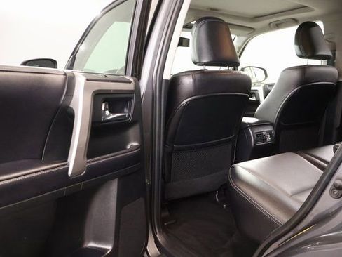 Used 2018 Toyota 4Runner SR5 Premium AWD/4WD image 29