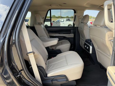 Certified 2023 Ford Expedition XLT AWD/4WD image 28