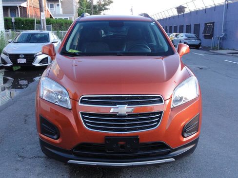 Used 2015 Chevrolet Trax LT w/ LT Plus Package AWD/4WD image 38