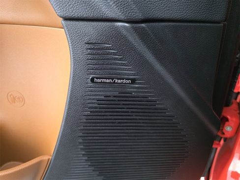 Used 2016 Dodge Challenger SRT Hellcat image 29