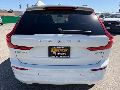 Used 2022 Volvo XC60 B5 Momentum AWD/4WD image 7
