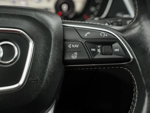 Used 2019 Audi SQ5 Premium Plus w/ Premium Plus Package AWD/4WD image 23