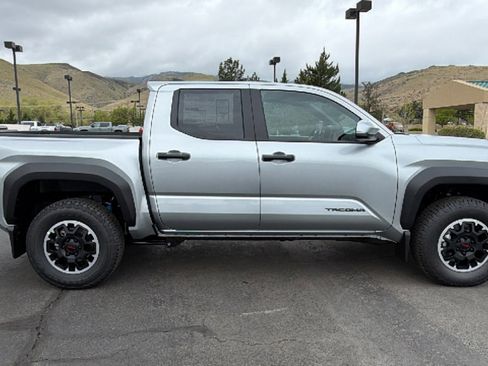 New 2026 Toyota Tacoma TRD Off-Road AWD/4WD image 2
