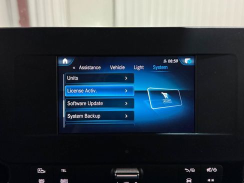 Used 2023 Mercedes-Benz Sprinter 2500 w/ Acoustic Package image 27