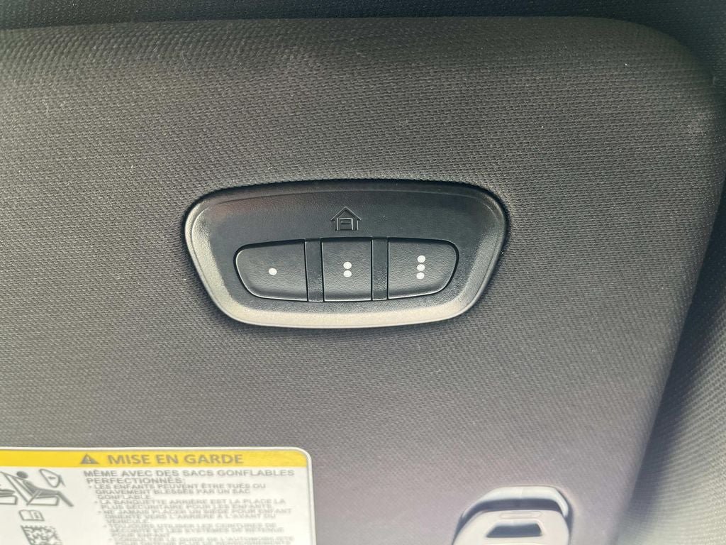 Used 2024 RAM 1500 Laramie RWD image 32