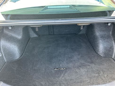 Used 2024 Nissan Altima 2.5 SR w/ SR Premium Package image 27