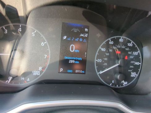 Used 2025 Toyota Corolla SE FWD image 16