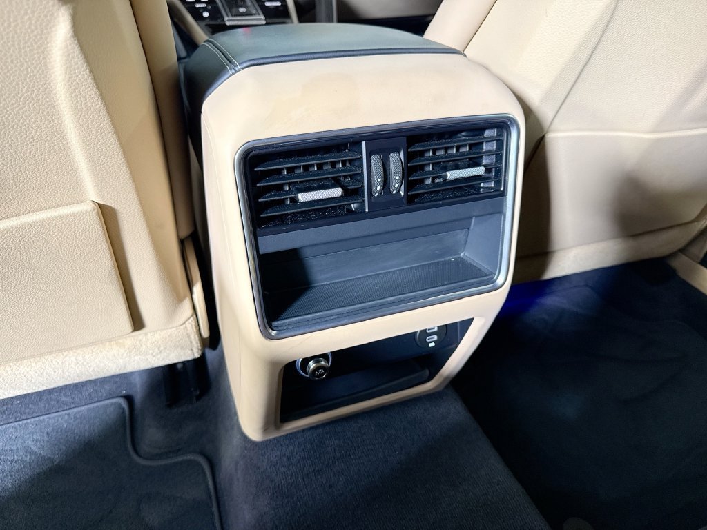 Certified 2023 Porsche Cayenne AWD/4WD image 20