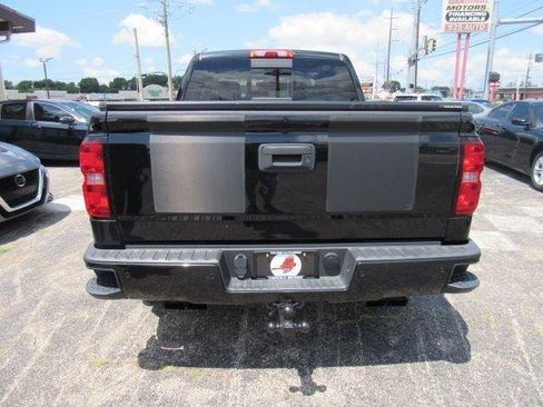 Used 2015 Chevrolet Silverado 1500 High Country w/ High Country Premium Package AWD/4WD image 21