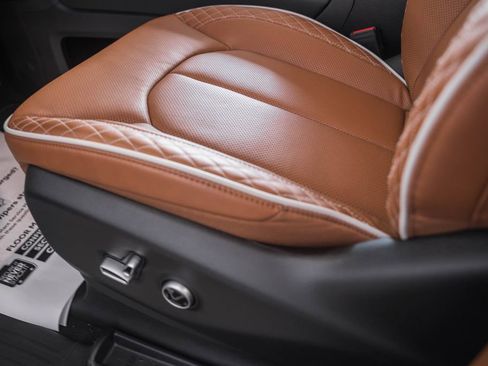 New 2026 Chrysler Pacifica Pinnacle AWD/4WD image 42