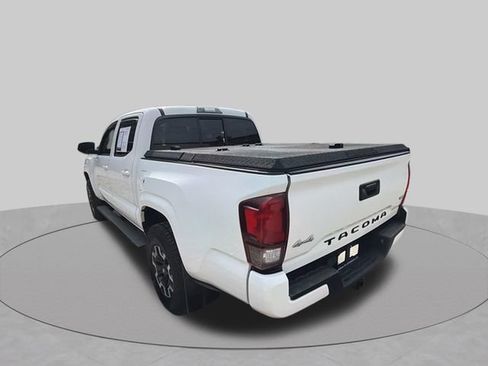 Used 2020 Toyota Tacoma SR AWD/4WD image 3
