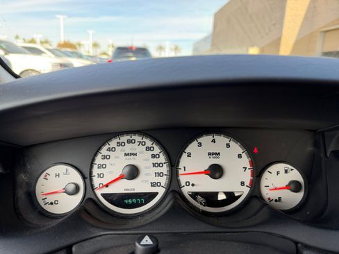 Used 2005 Dodge Neon SXT w/ Sport Appearance Group image 8