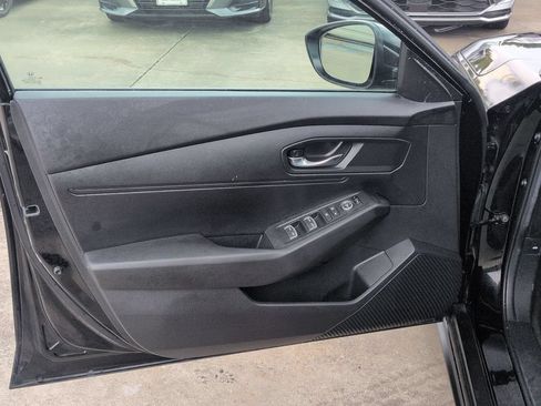 Used 2025 Honda Accord LX image 11