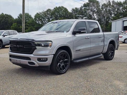 Certified 2022 RAM 1500 Laramie RWD image 1