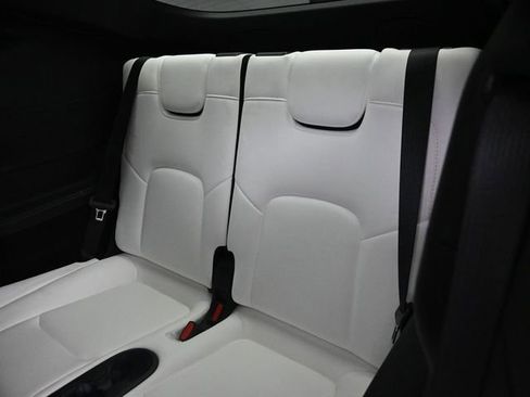 Used 2022 Tesla Model Y Long Range AWD/4WD image 21