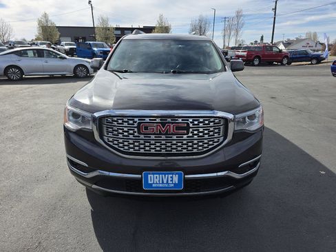 Used 2017 GMC Acadia Denali w/ Technology Package image 2