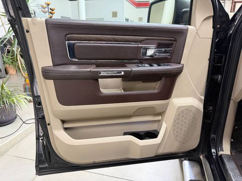 Used 2016 RAM 1500 Laramie Longhorn w/ Convenience Group AWD/4WD image 11