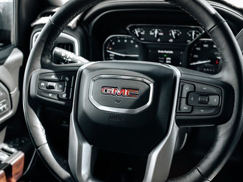 Used 2019 GMC Sierra 1500 SLT w/ SLT Premium Plus Package AWD/4WD image 26