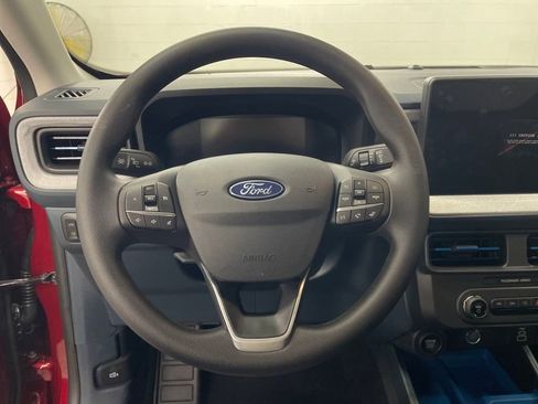 New 2025 Ford Maverick XLT image 17