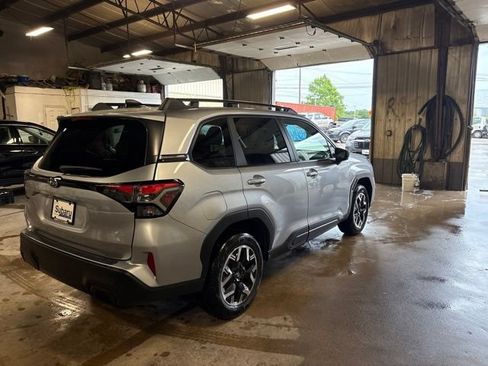New 2026 Subaru Forester Premium AWD/4WD image 8