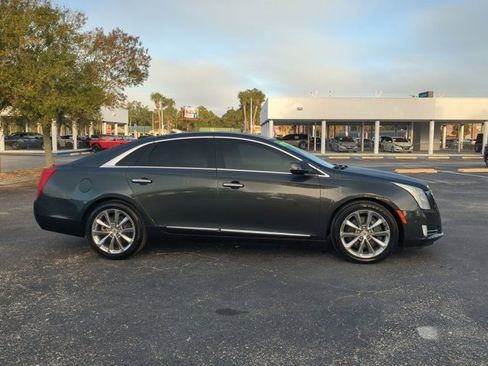 Used 2014 Cadillac XTS Premium image 3