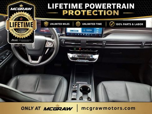 Used 2025 Lincoln Corsair Reserve AWD/4WD image 15