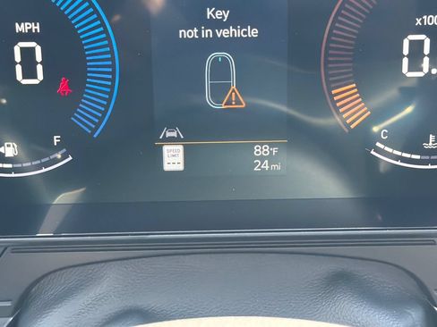 New 2026 Hyundai Kona SEL Premium FWD image 21