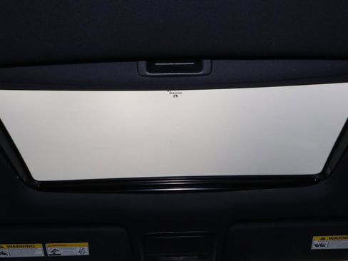 Used 2024 Honda Passport EX-L image 12