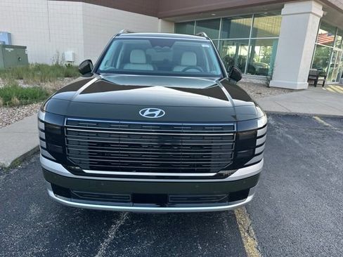 Certified 2026 Hyundai Palisade Calligraphy AWD/4WD image 3