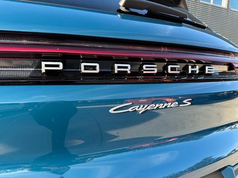 Certified 2026 Porsche Cayenne S AWD/4WD image 14
