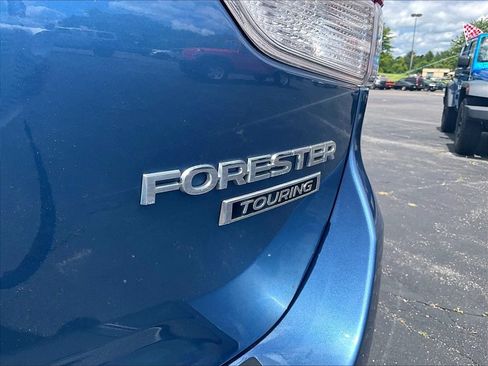 Used 2020 Subaru Forester Touring AWD/4WD image 8