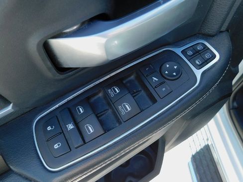 Used 2024 RAM 3500 Big Horn image 26