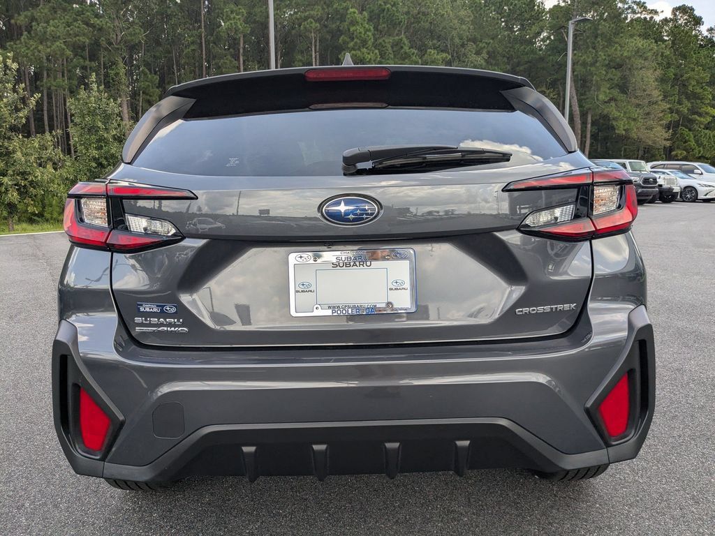Used 2024 Subaru Crosstrek 2.0i AWD/4WD image 5
