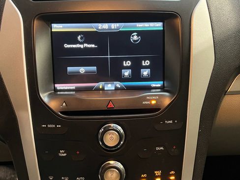 Used 2014 Ford Explorer XLT w/ Equipment Group 202A image 9