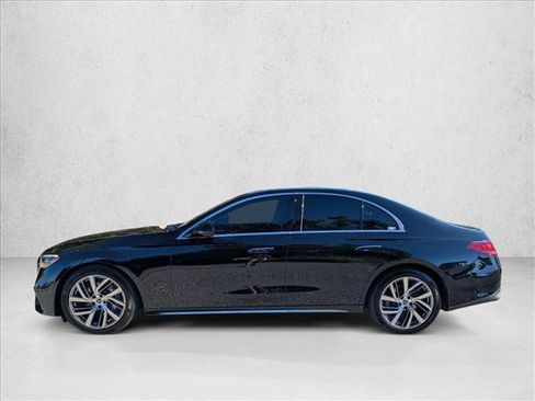 Certified 2025 Mercedes-Benz E 350 4MATIC Sedan image 9
