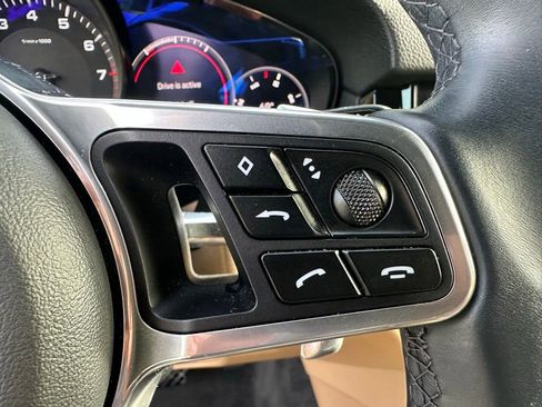 Used 2023 Porsche Cayenne Platinum Edition AWD/4WD image 25