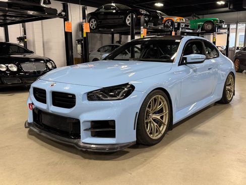 Used 2023 BMW M2 w/ Lighting Package RWD image 21