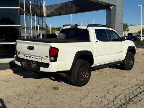 Used 2022 Toyota Tacoma SR5 w/ Trail Edition image 3