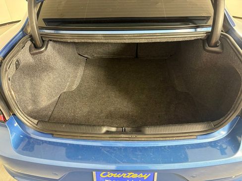 Used 2022 Dodge Charger SXT RWD image 18