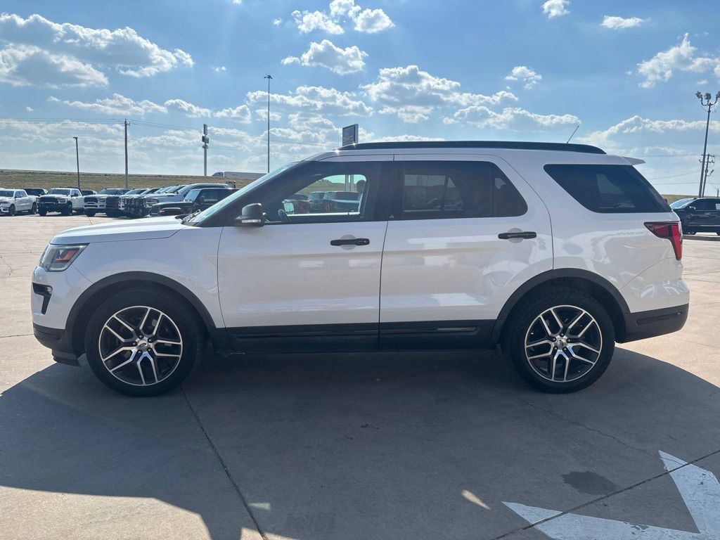 Used 2018 Ford Explorer Sport w/ Equipment Group 401A AWD/4WD image 4