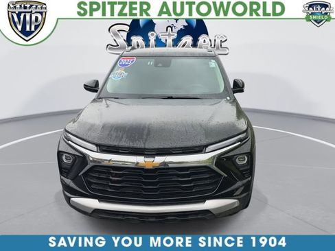 Used 2025 Chevrolet TrailBlazer LT w/ Driver Confidence Package AWD/4WD image 3