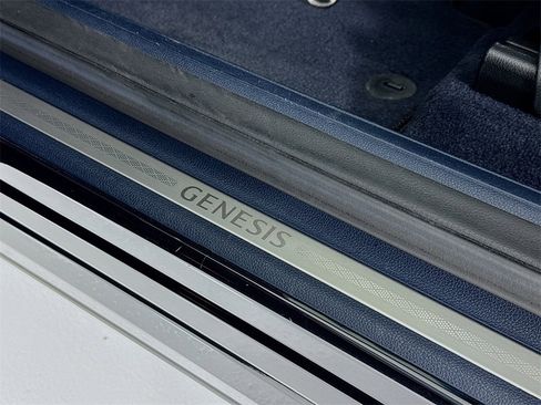 Used 2023 Genesis GV70 2.5T Select w/ Sport Prestige Package image 35