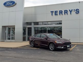 Used 2017 Ford Fusion SE w/ Equipment Group 201A image 1